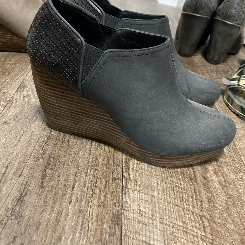 Wedge booties